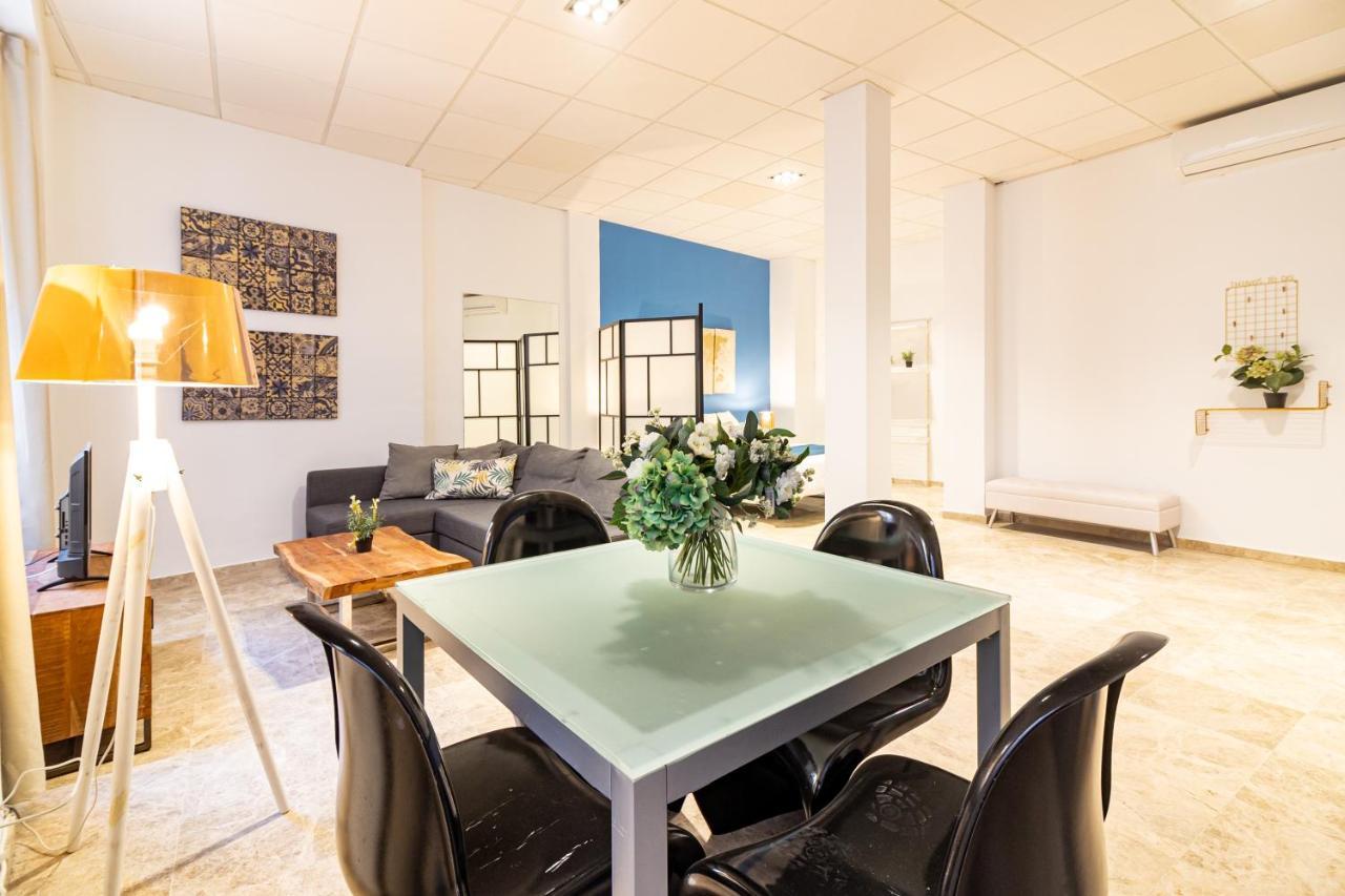Saenz Suites Gallery By Bossh! Apartments Malaga Luaran gambar