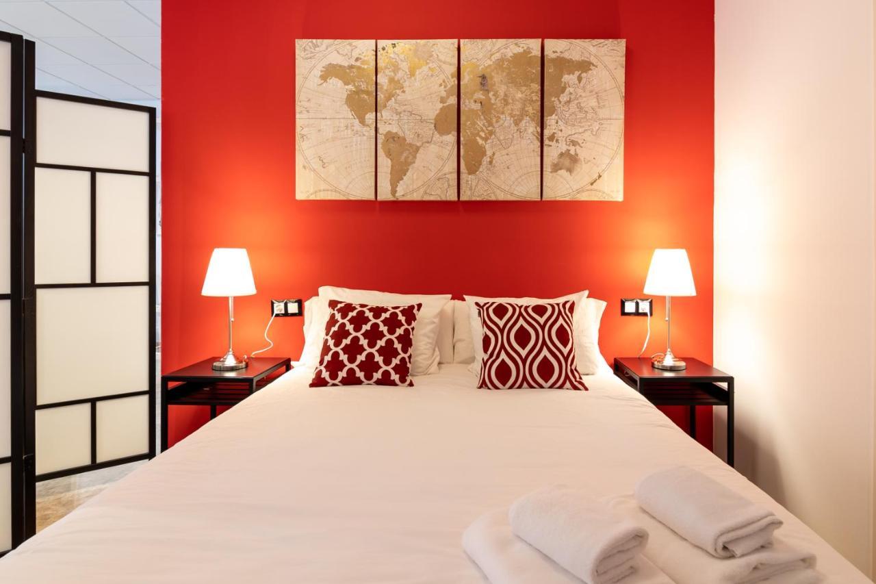 Saenz Suites Gallery By Bossh! Apartments Malaga Luaran gambar