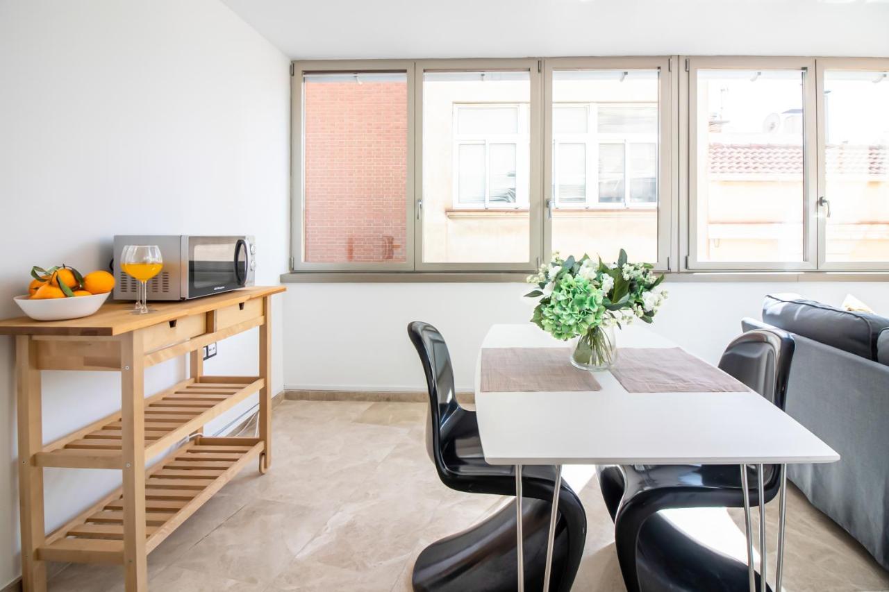 Saenz Suites Gallery By Bossh! Apartments Malaga Luaran gambar