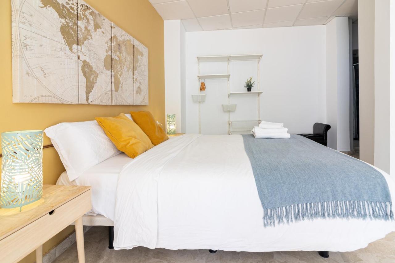 Saenz Suites Gallery By Bossh! Apartments Malaga Luaran gambar