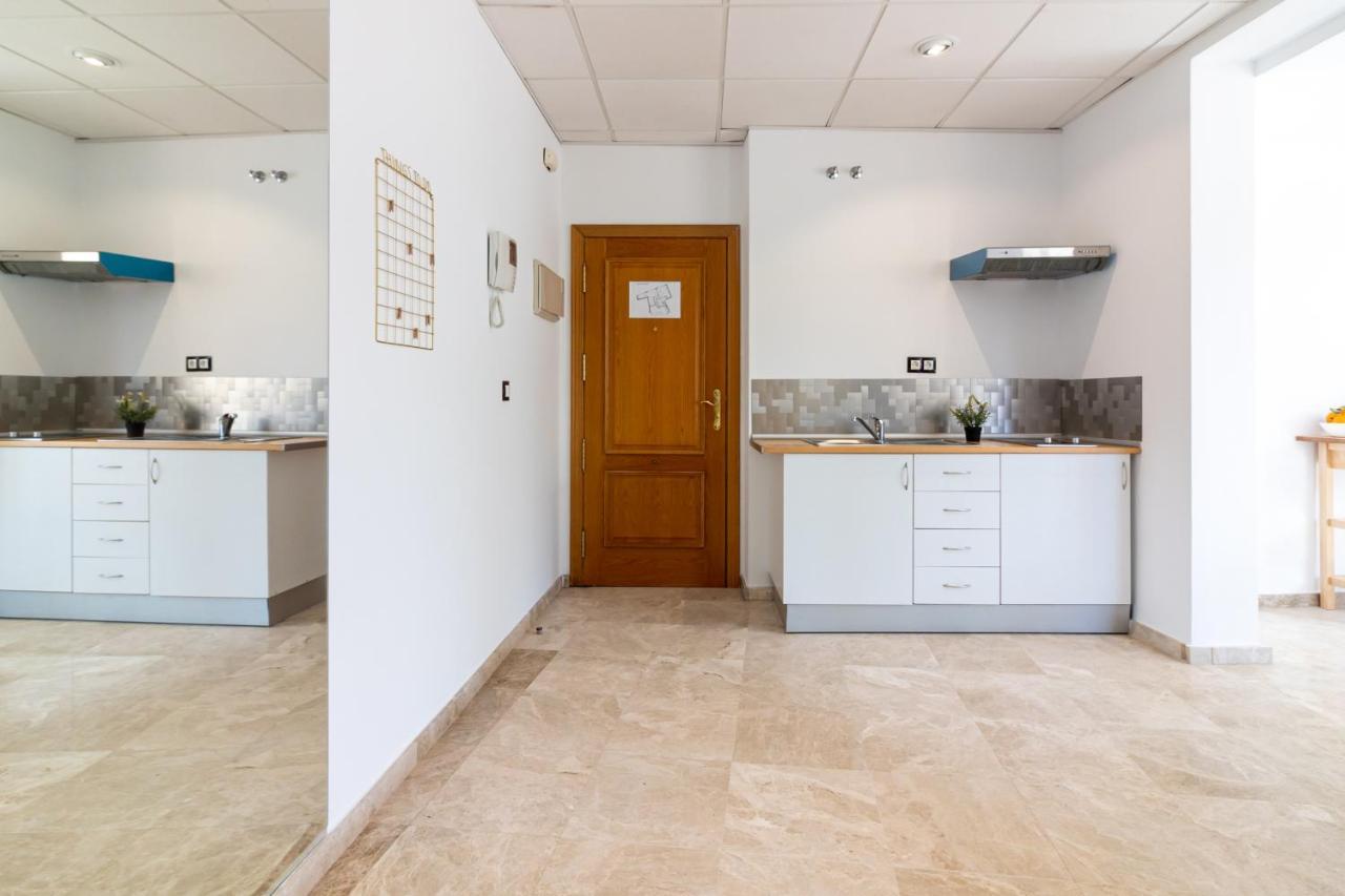 Saenz Suites Gallery By Bossh! Apartments Malaga Luaran gambar